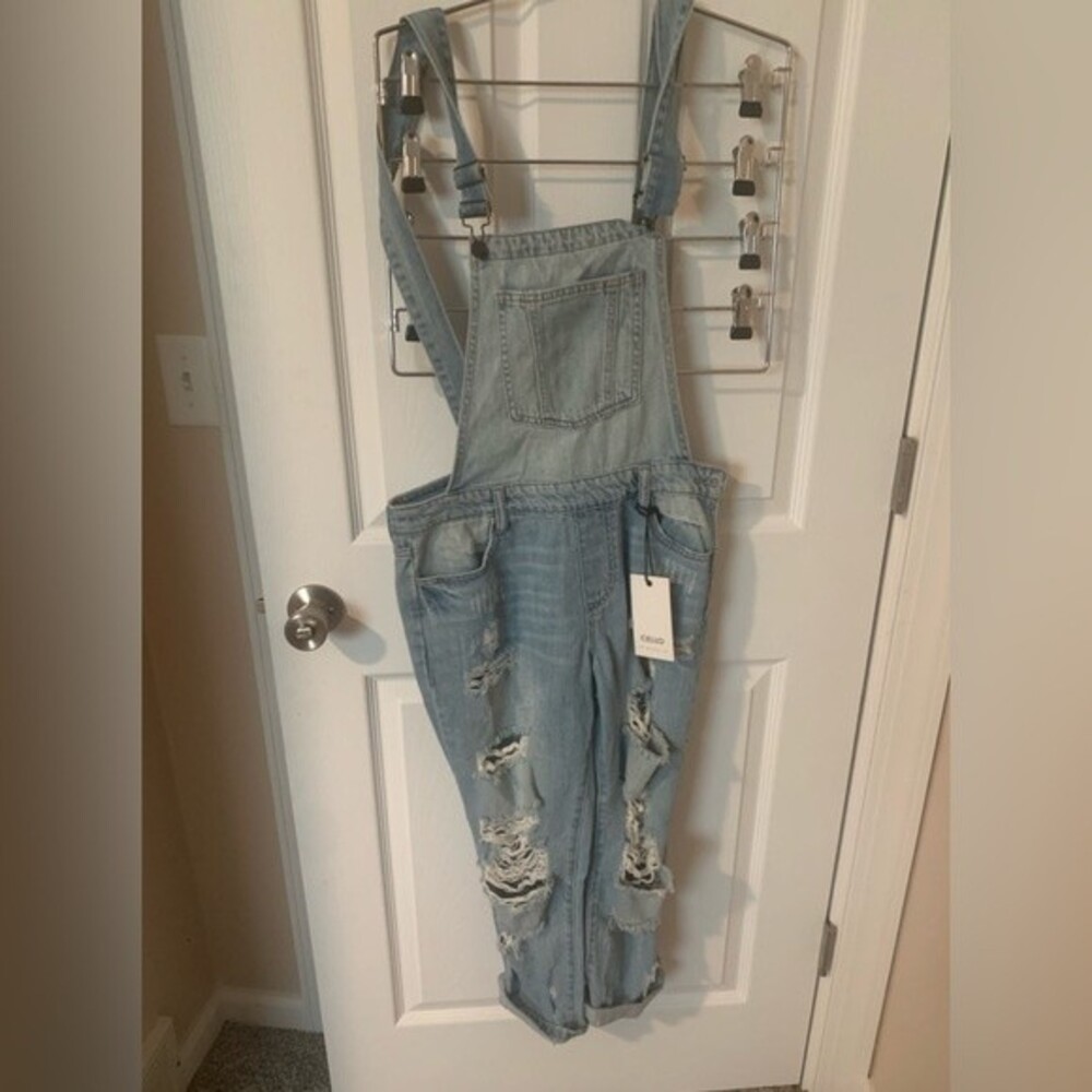 NWT Cello Distressed Crop Bib Overalls Small